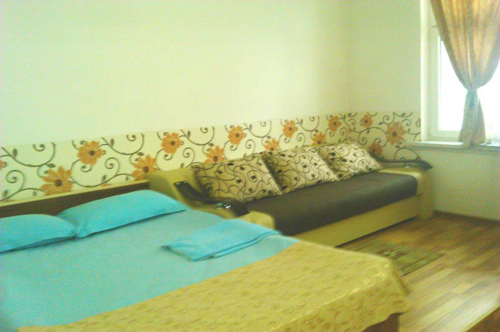 Apartamento Casa Piata Sfatului Braşov Habitación foto