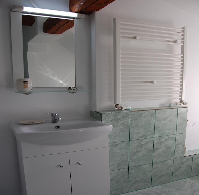 Apartamento Casa Piata Sfatului Braşov Habitación foto