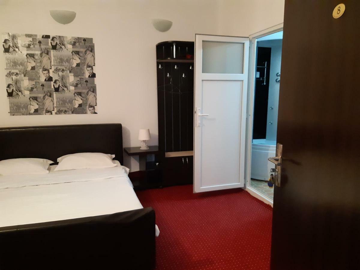 Apartamento Casa Piata Sfatului Braşov Exterior foto